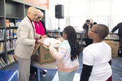 December 21, 2022: State Senator Vincent Hughes teams up with wife, actress and activist Sheryl Lee Ralph, to host their “Smart Santa” event.