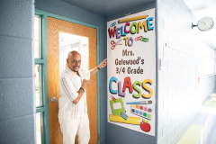 September 1, 2023: Senator Hughes toured Guion S. Bluford Tour in West Philadelphia to kick off the 2023-2024 back to school season.