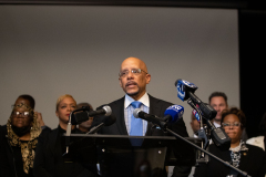 January 12, 2023 :: On Thursday afternoon, Senate Democratic Appropriations Chairman Vincent Hughes (D-Philadelphia/Montgomery) and Pennsylvania Legislative Black Caucus Chairwoman Representative Donna Bullock (D-Philadelphia) announced a historic amount of grant funding for Pennsylvania community-based violence reduction efforts.
