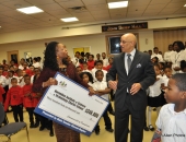 February 11, 2016: Senator Hughes visits Harambee Charter School to deliver a $346,000 21st Century Community Learning Centers grant to its wonderful CEO, Sandra Dungee Glenn.