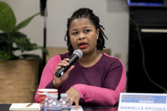 Marzo 14, 2025: Senator Vincent Hughes convened a group of lawmakers and community healthcare leaders to discuss how Black Pennsylvanians could be impacted by proposed health insurance cuts that were introduced by Congressional Republicans earlier this week.  