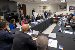 Marzo 14, 2025: Senator Vincent Hughes convened a group of lawmakers and community healthcare leaders to discuss how Black Pennsylvanians could be impacted by proposed health insurance cuts that were introduced by Congressional Republicans earlier this week.  