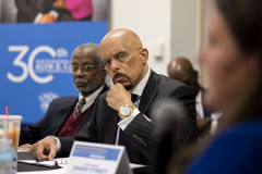 Marzo 14, 2025: Senator Vincent Hughes convened a group of lawmakers and community healthcare leaders to discuss how Black Pennsylvanians could be impacted by proposed health insurance cuts that were introduced by Congressional Republicans earlier this week.  