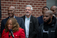 Noviembre 17, 2023: Senator Hughes hosted a press conference on Viernes at 1PM to celebrate the new affordable housing investments that were awarded through the Housing Options Program. We’d like to invite all members to join us to call attention to the new funding and the need for more investments in affordable housing throughout PA.