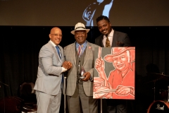 26 de julio de 2019: El senador Hughes y Sheryl Lee Ralph-Hughes son los anfitriones de la 4ª edición de los premios anuales Jazz Legacy Awards.  Los galardonados de este año, Bernard Purdie, Helen Haynes, Gloria Galante y Germaine Ingram, a través de sus logros artísticos, demuestran que el genio de esta música, creada en estas costas, impregnada del esfuerzo, la lucha y el triunfo final del viaje afroamericano, es un reflejo de lo mejor de la humanidad de la historia estadounidense.