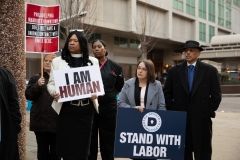 Abril 4, 2019 – Senator Vincent Hughes  stands with POWER Interfaith, UNITE HERE and other supporters of the Marriott hotel workers seeking better working conditions.