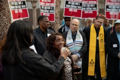 Abril 4, 2019 – Senator Vincent Hughes  stands with POWER Interfaith, UNITE HERE and other supporters of the Marriott hotel workers seeking better working conditions.
