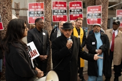 Abril 4, 2019 – Senator Vincent Hughes  stands with POWER Interfaith, UNITE HERE and other supporters of the Marriott hotel workers seeking better working conditions.