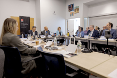Abril 22, 2025: Senator Vincent Hughes convened a group of federal, state, and city lawmakers and healthcare leaders to discuss how Pennsylvania and Philadelphia can address looming cuts to health insurance and coverage provided by Medicaid, the Affordable Care Act/Pennie, and CHIP
