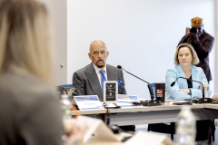 Abril 22, 2025: Senator Vincent Hughes convened a group of federal, state, and city lawmakers and healthcare leaders to discuss how Pennsylvania and Philadelphia can address looming cuts to health insurance and coverage provided by Medicaid, the Affordable Care Act/Pennie, and CHIP