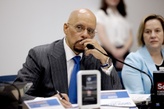 Abril 22, 2025: Senator Vincent Hughes convened a group of federal, state, and city lawmakers and healthcare leaders to discuss how Pennsylvania and Philadelphia can address looming cuts to health insurance and coverage provided by Medicaid, the Affordable Care Act/Pennie, and CHIP