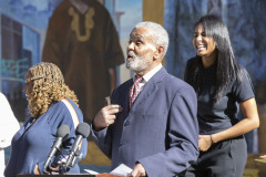 October 14, 2022: Sen. Vincent Hughes today held a news conference at the New Africa Center in West Philadelphia to present a $2 million state grant to the Islamic Culture Preservation and Information Council.