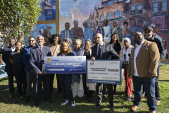 October 14, 2022: Sen. Vincent Hughes today held a news conference at the New Africa Center in West Philadelphia to present a $2 million state grant to the Islamic Culture Preservation and Information Council.