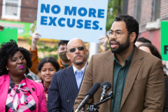 Mayo 12, 2022: Sen. Hughes and Rep. Fiedler  co-hosted a “No More Excuses” education funding rally outside the more than century-old Francis Scott Key Elementary School in South Philadelphia today to demand Harrisburg use a record $8 billion revenue surplus to address school funding disparities.