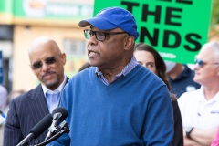 Mayo 12, 2022: Sen. Hughes and Rep. Fiedler  co-hosted a “No More Excuses” education funding rally outside the more than century-old Francis Scott Key Elementary School in South Philadelphia today to demand Harrisburg use a record $8 billion revenue surplus to address school funding disparities.