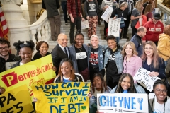 Marzo 27, 2019: Hundreds of Pennsylvania State System of Higher Education Students rallied with Senator Vincent Hughes, Representative Jordan Harris (D-Philadelphia), Representative James Roebuck (D-Philadelphia), and other officials to make collective call for free college through the Pennsylvania Promise initiative.