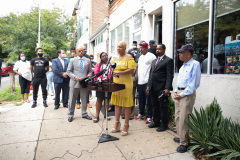 August 19, 2021:  Senator Vincent Hughes was joined by House Democratic Leader Joanna McClinton, industry professionals and Neil Weaver, deputy secretary at the state Department of Community and Economic Development to announce $20 million in relief funding for image and hair care businesses