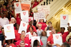 Junio 12, 2019: Senator Hughes joins students, parents, community activists, and faith leaders from different traditions for POWER’s “Educational Apartheid” Day of Action to demand equality for our children.