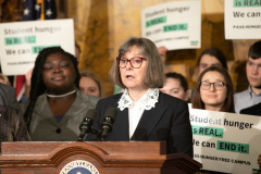March 28, 2022: Sens. Hughes and Comitta joined PA First Lady Frances Wolf in the Governor’s Reception room where they hosted more than 100 college students to call for passage of the Hunger Free Campus initiative and the governor’s $1 million budget commitment to ensure food security for college students.