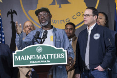 February 15, 2024: Sen. Hughes hosted Gov. Shapiro today for a tour of business success stories and economic development needs in West Philadelphia with stops at Hakim’s Book Store, Philadelphia’s oldest Black-owned book store and Two Locals Brewing Company, Pennsylvania’s only Black-owned brewery.   Local officials and economic development professionals joined the senator and governor for a news conference at the brewery to discuss the Shapiro administration’s plan to invest part of Pennsylvania’s $14 billion surplus in developing Main Streets and historic business corridors.