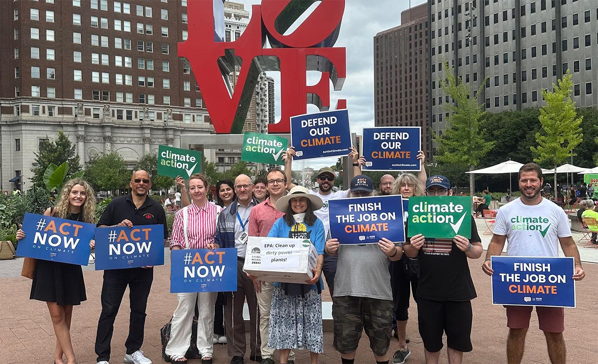 Senator Hughes joined Penn Environment in Love Park to speak about the urgency of the climate crisis and call for action now.