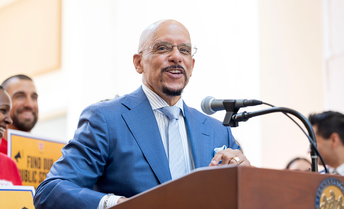 Senator Vincent Hughes